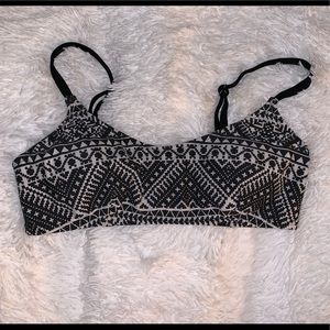 Patterned black and white bikini top